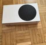 Xbox Series S Praktycznie Jak Nowy, Doadkowo Dwa Pady Z Akumlatorami