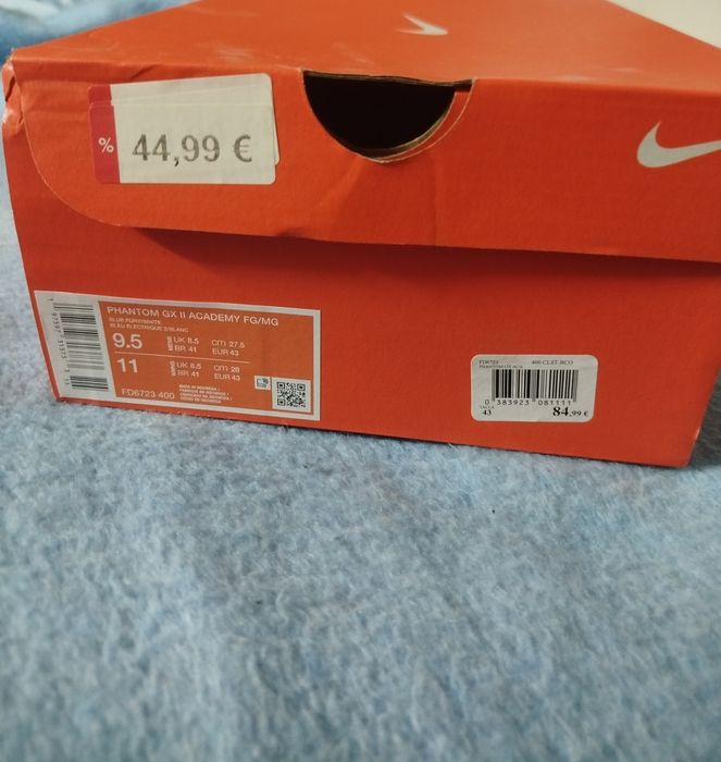 Chuteiras Nike Phantom GX II Academy FG ( APENAS EM ÉVORA )/MG