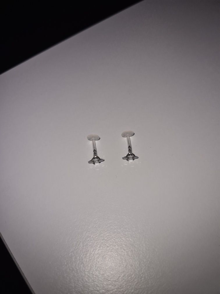 Kolczyki tragus helix labret 2 sztuki