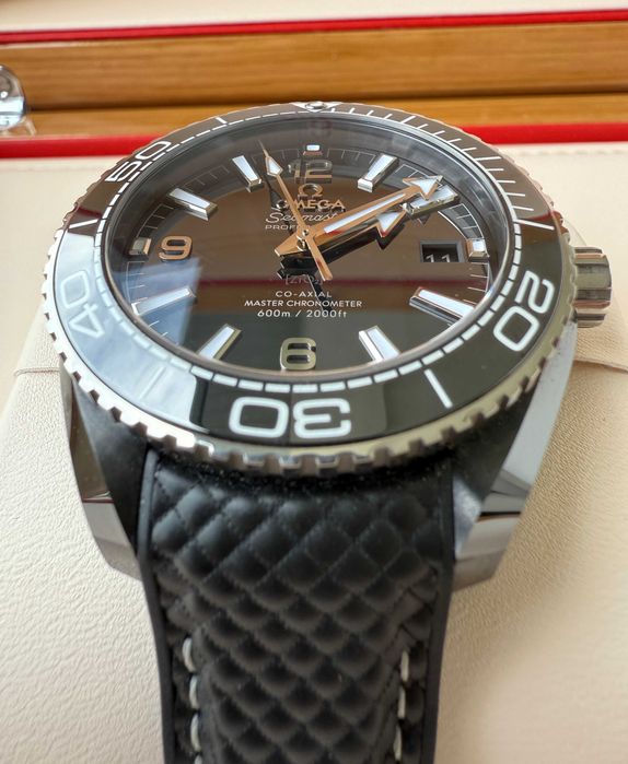 Omega Seamaster Planet Ocean 39,5 / 2025