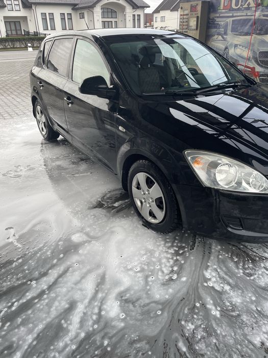 Продам авто  в хорохому стані вкладень не потребує