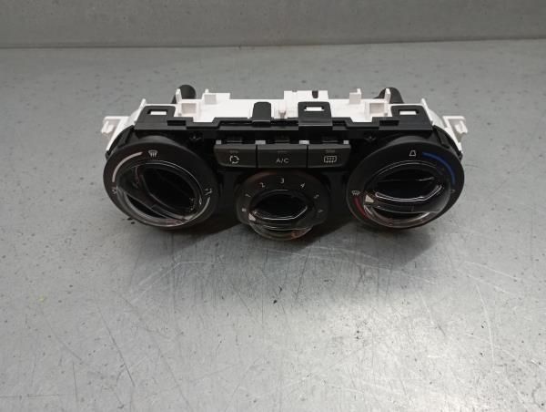 Comando chauffage / sofagem PEUGEOT 208