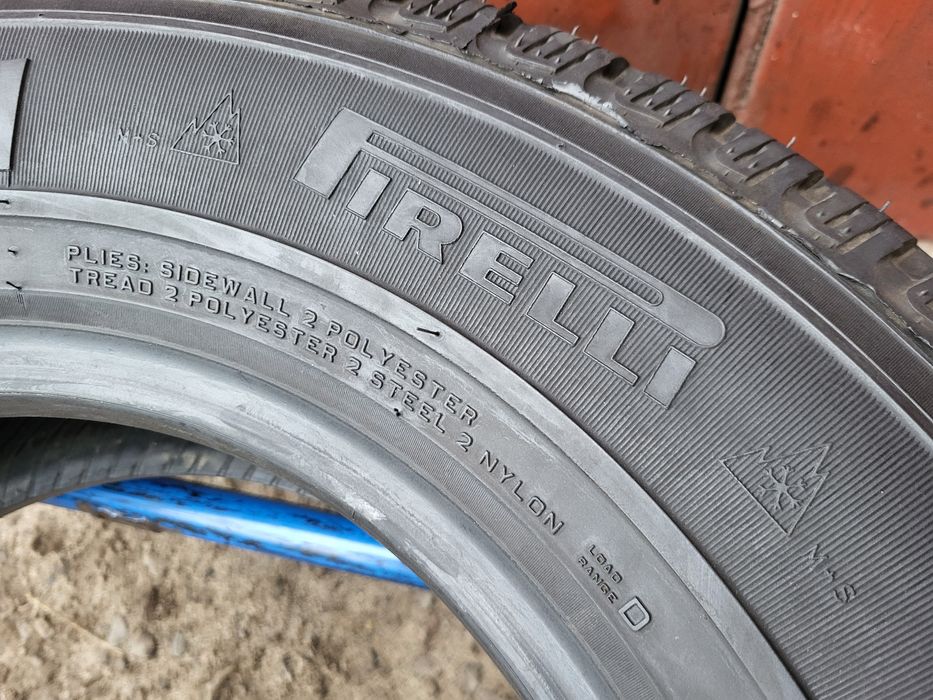 215/70/15C R15C Pirelli Chrono Winter 2шт ціна за 1шт шини