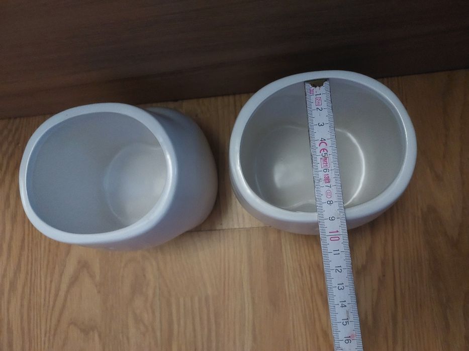 Osłonki do kwiatów lub ozdoba - 2 szt