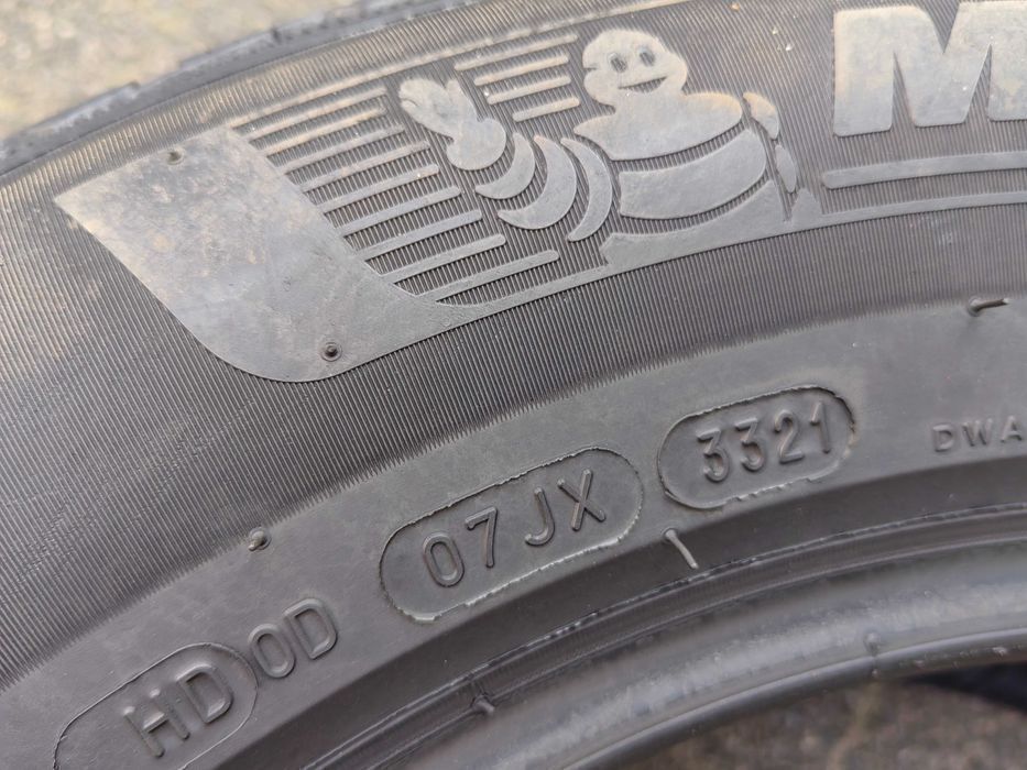 215/65R16 102H Michelin Pilot Alpin 5 2021r zimowa pojedyncza SUV