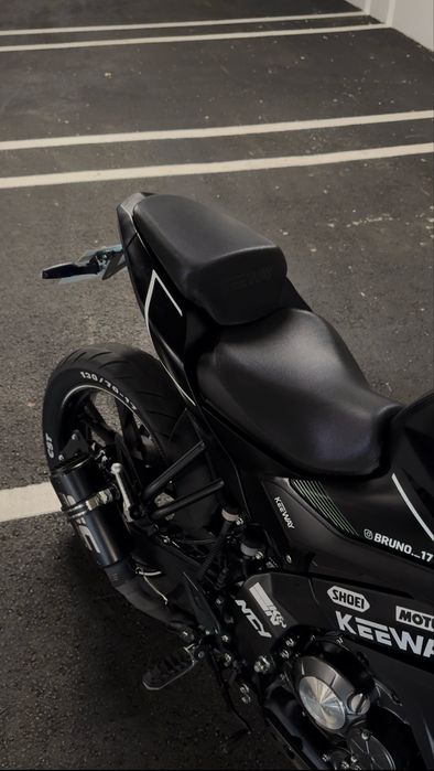Keeway RKF 125 preta