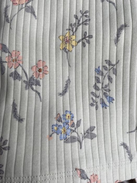 Гарнющий костюм на 2-3 роки Next