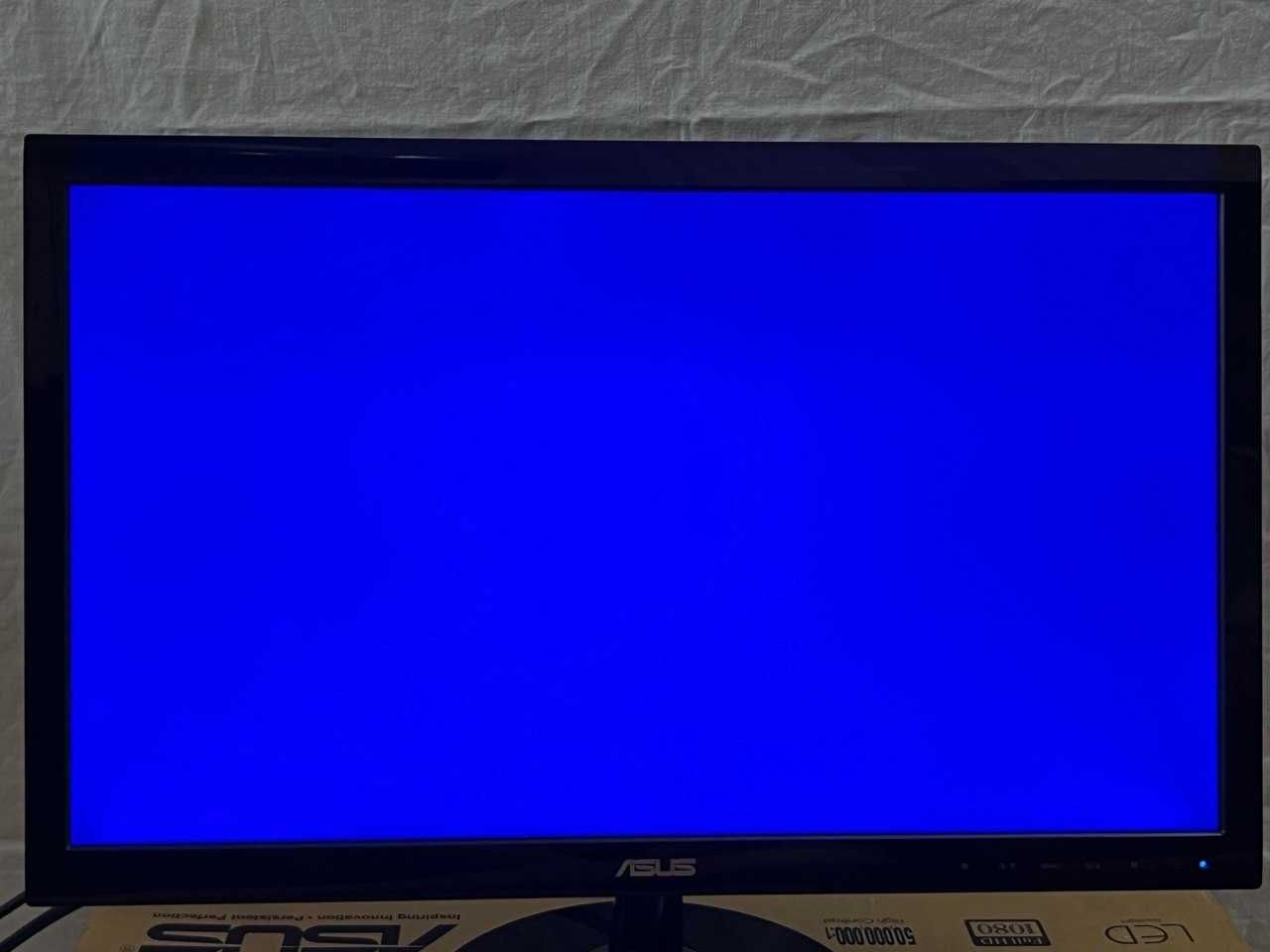 Монитор Asus VS228 Full hd 1920x1080