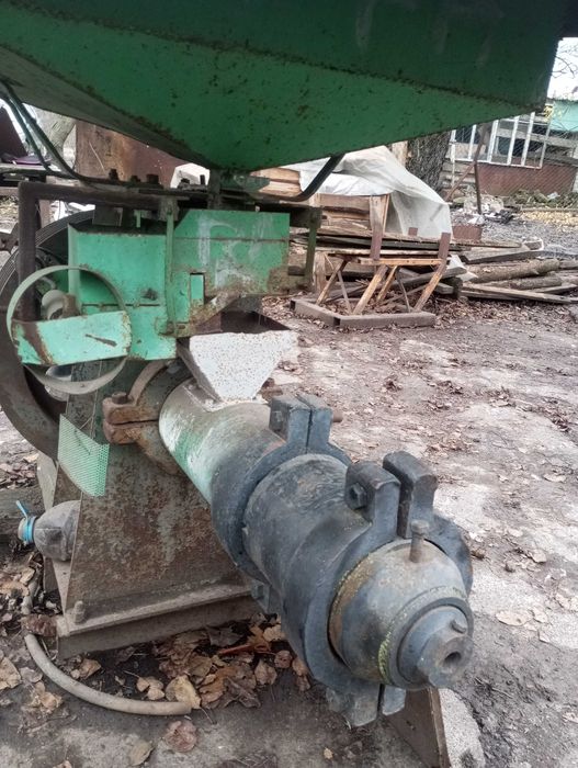 Продам зерновий екструдер