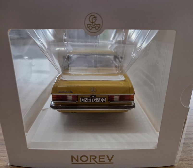 Mercedes W123 Coupe 1:18 Norev