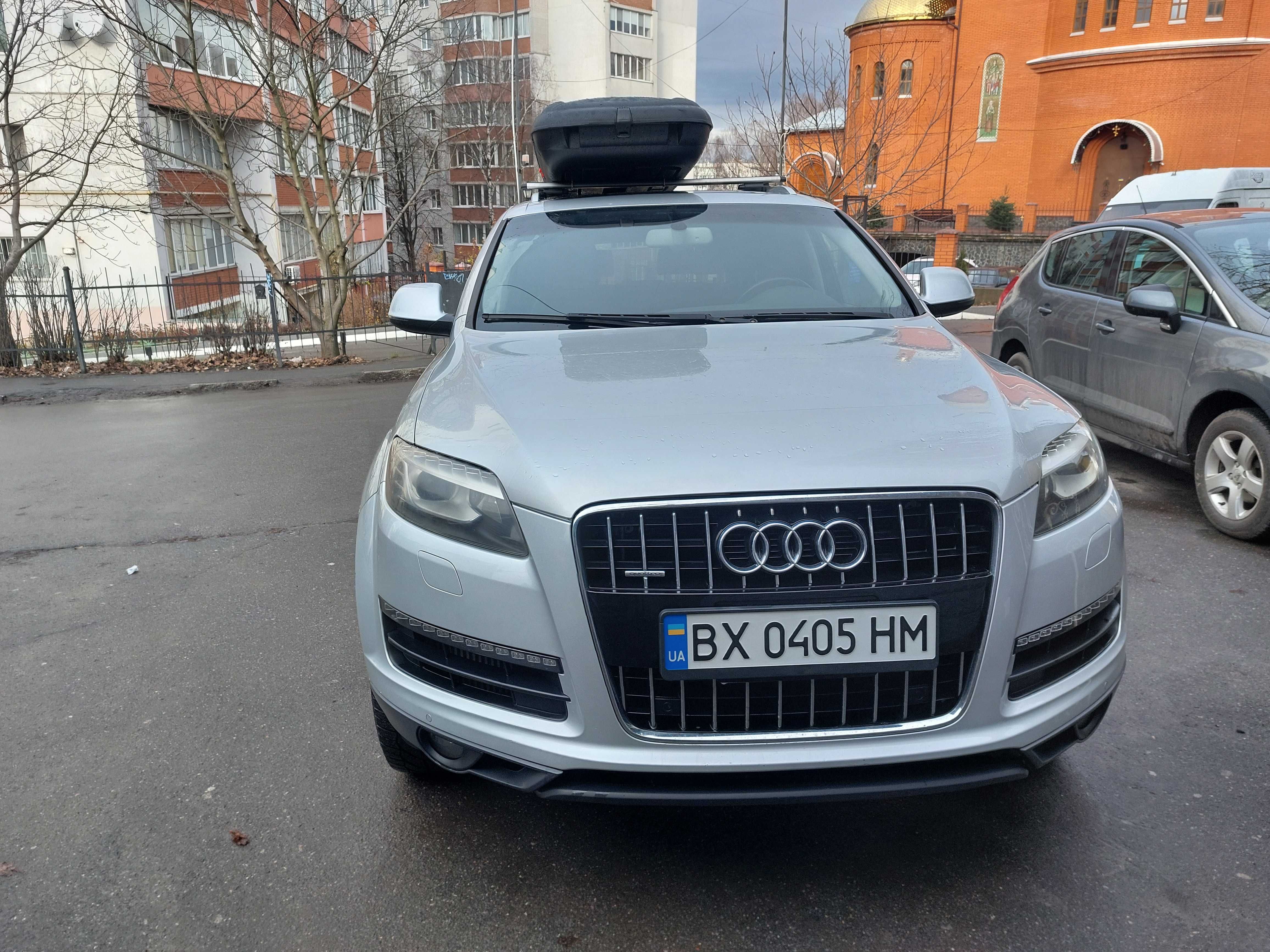 Продам в ідельному стані AUDI Q7