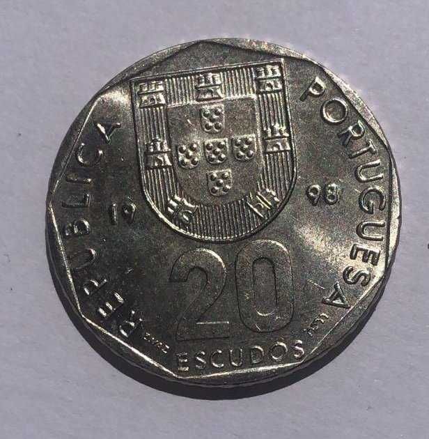 Moeda de 20 escudos (Anos: 1986, 1987, 1988,1989, 1998, 1999 e 2000