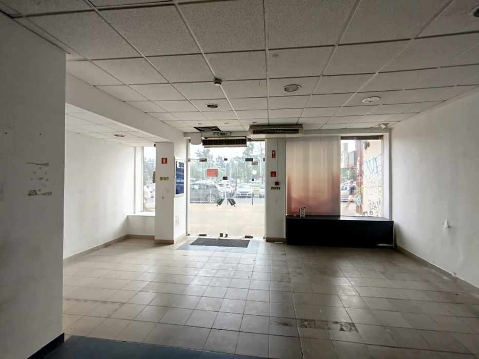 Arrendamento de espaço comercial barreiro