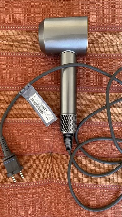 Secador Dyson Supersonic com garantia
