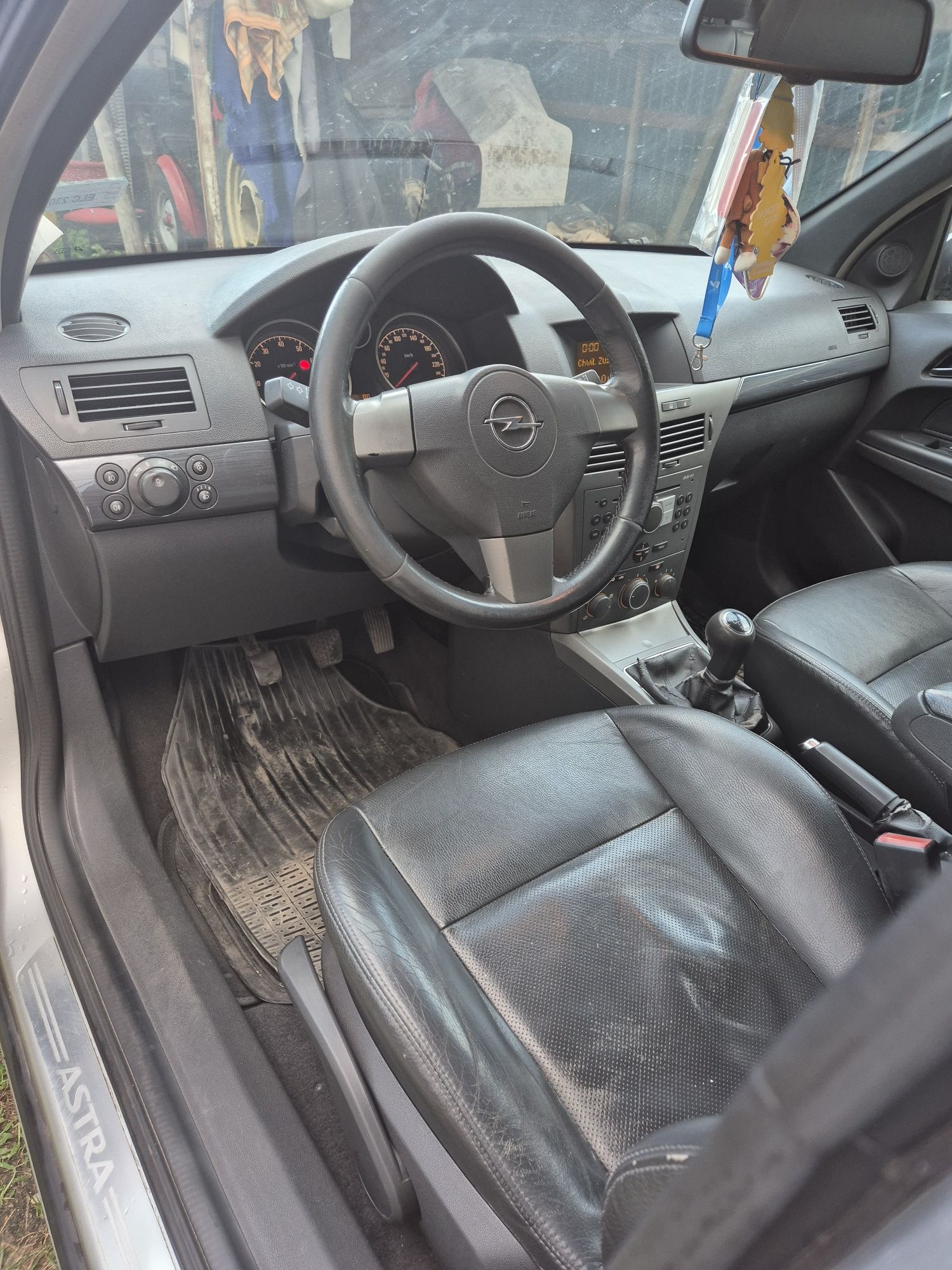 Opel Astra H 2004r 2.0TURBO 272 tys