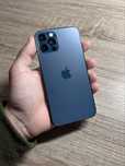 Iphone 12 Pro 128GB, полоса на дисплее