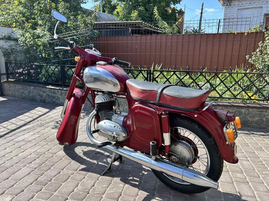 Продам мотоцикол чизет 175