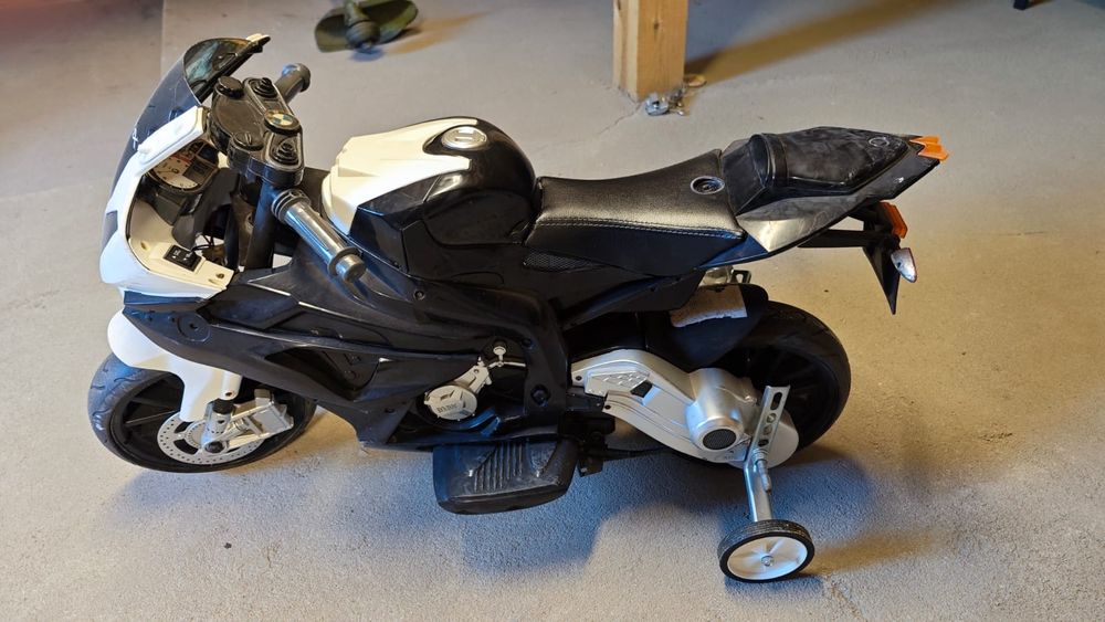 Motocykl na akumulator