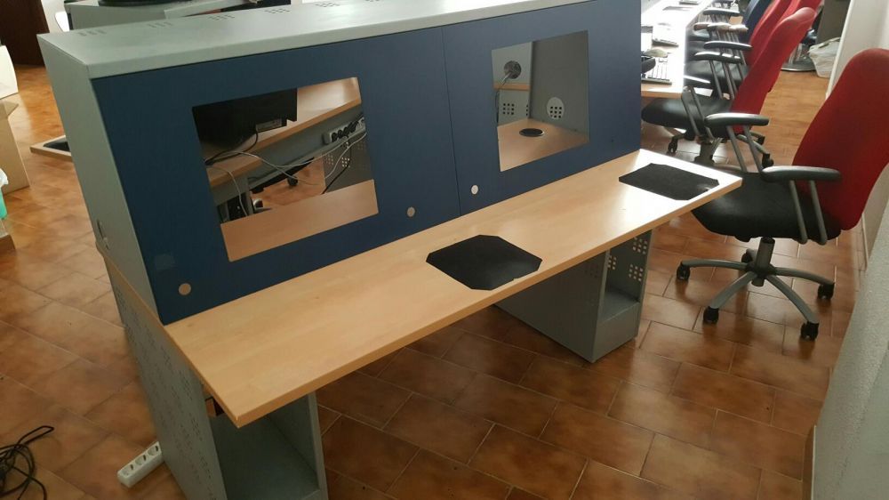 Móvel/secretaria para estudar ou para computador