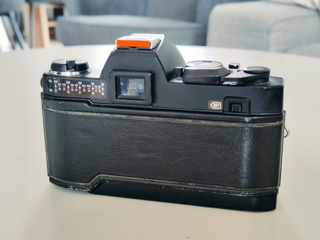 Konica Autoreflex TC z Hexanonem 50/1.7