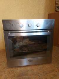 Продам Духову шафу Hotpoint-Ariston F 52 C.2 (IX)/HA