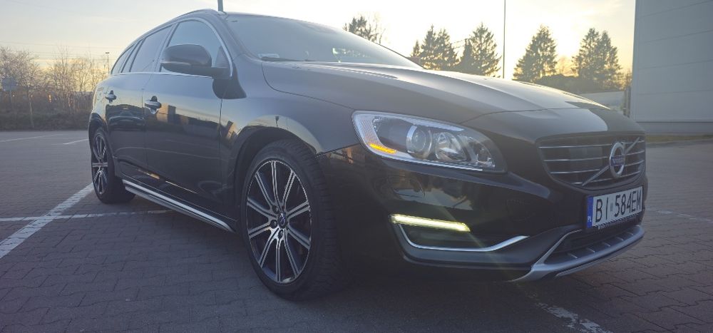 Volvo v60 bogata wersja