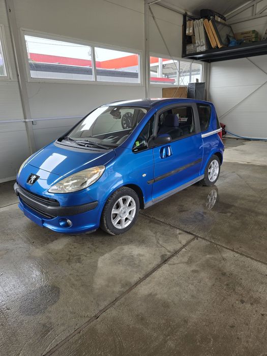 PEUGEOT 1007 rok 2005