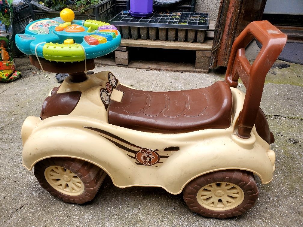 Машинка детская, самокат, велосипед.