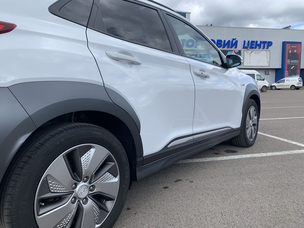 Hyundai Kona Electric 64 kW