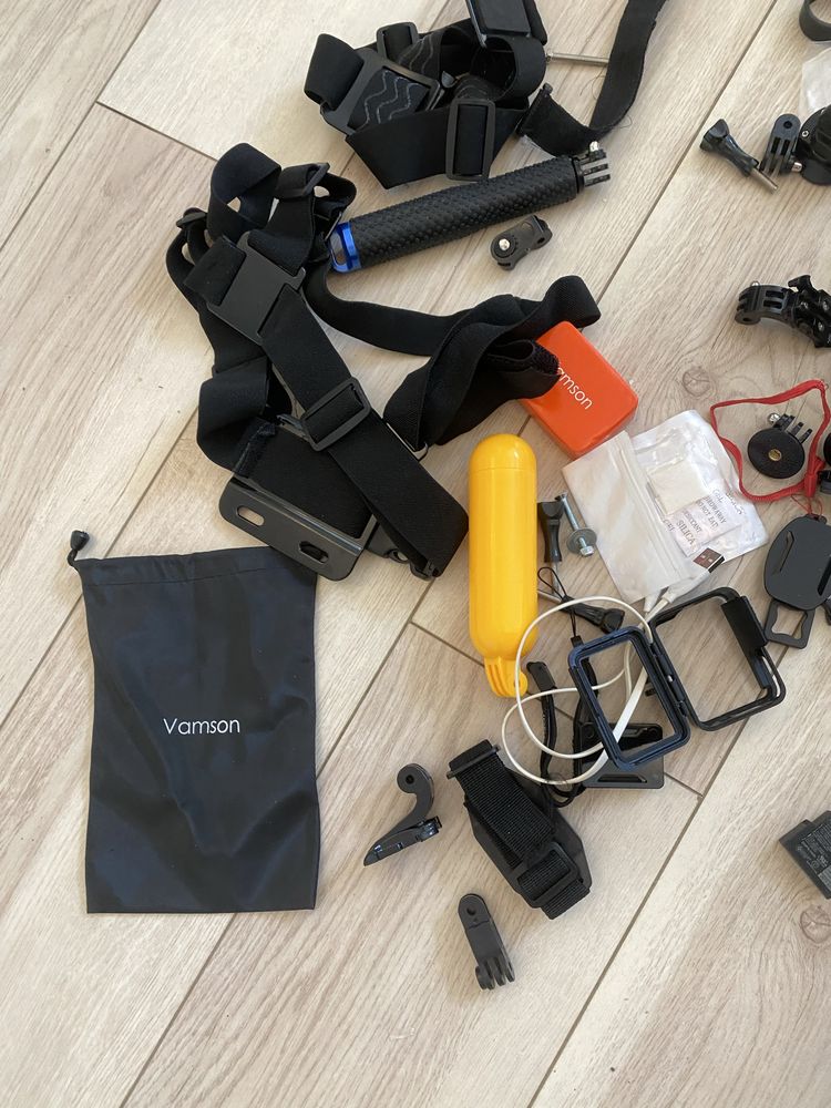GoPro hero 5 black edition камера і багато аксесуарів і 3 батареї