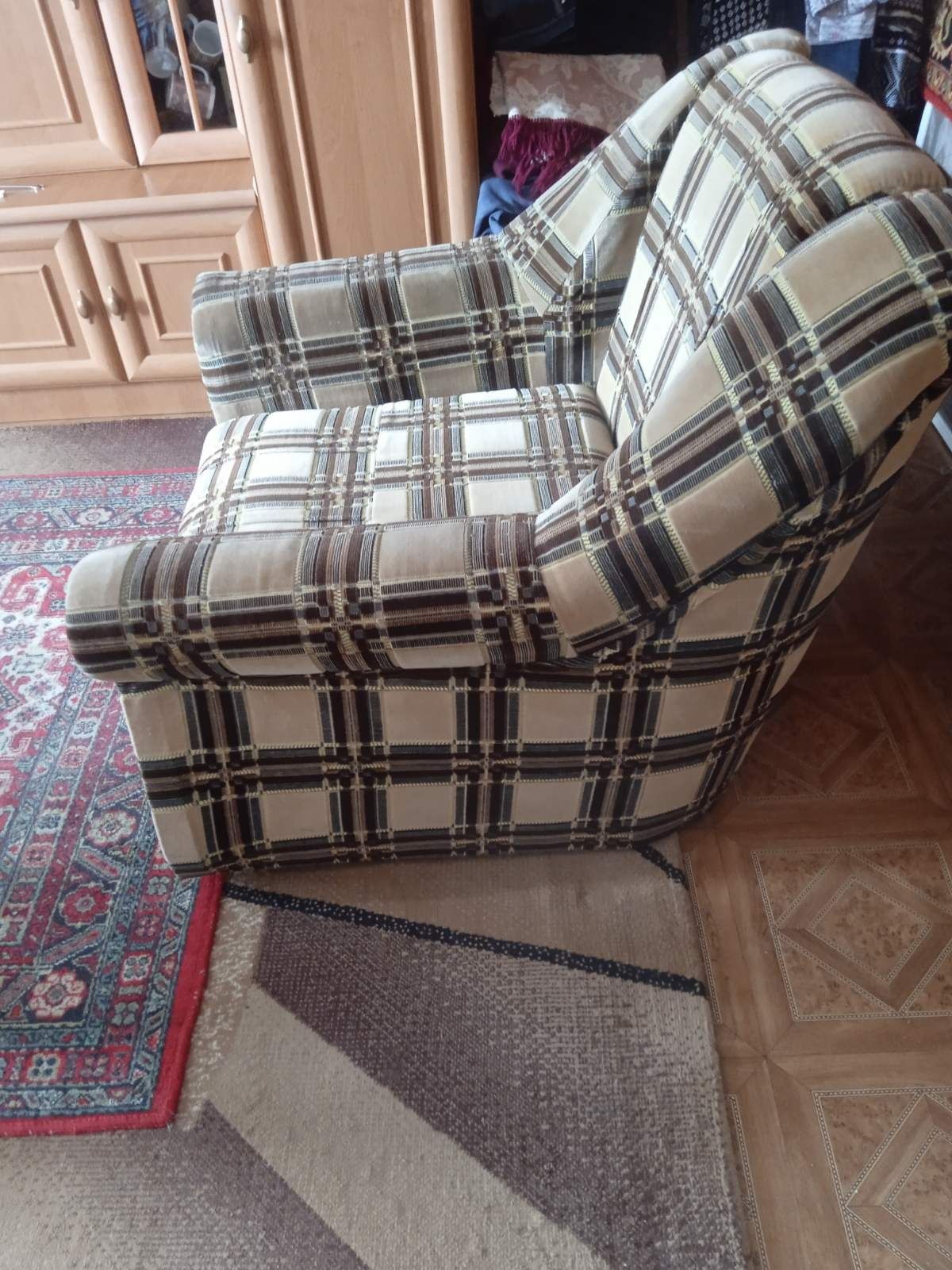 Продам 2 кресла-кровать