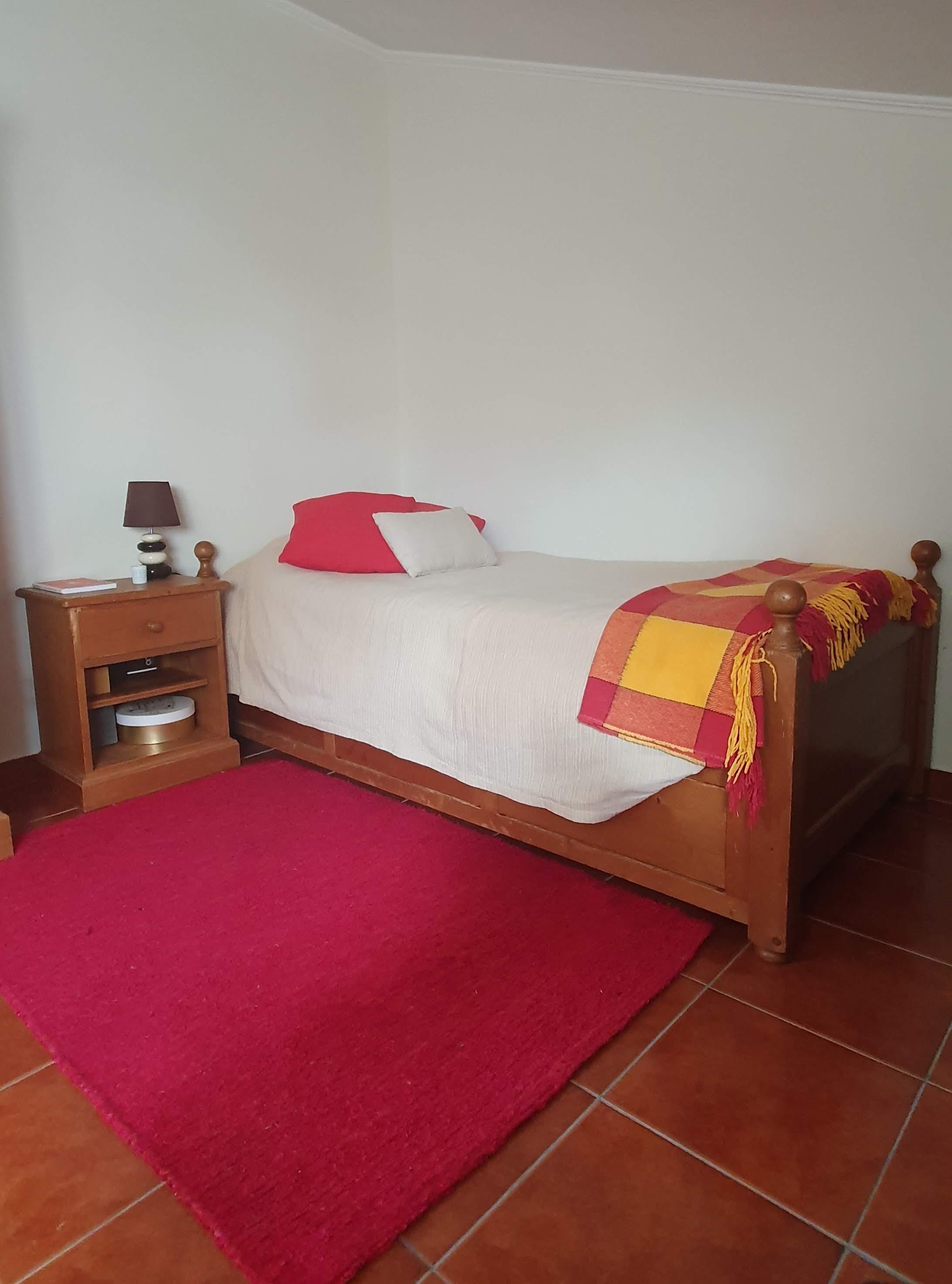 Cama solteiro Pinho maciço