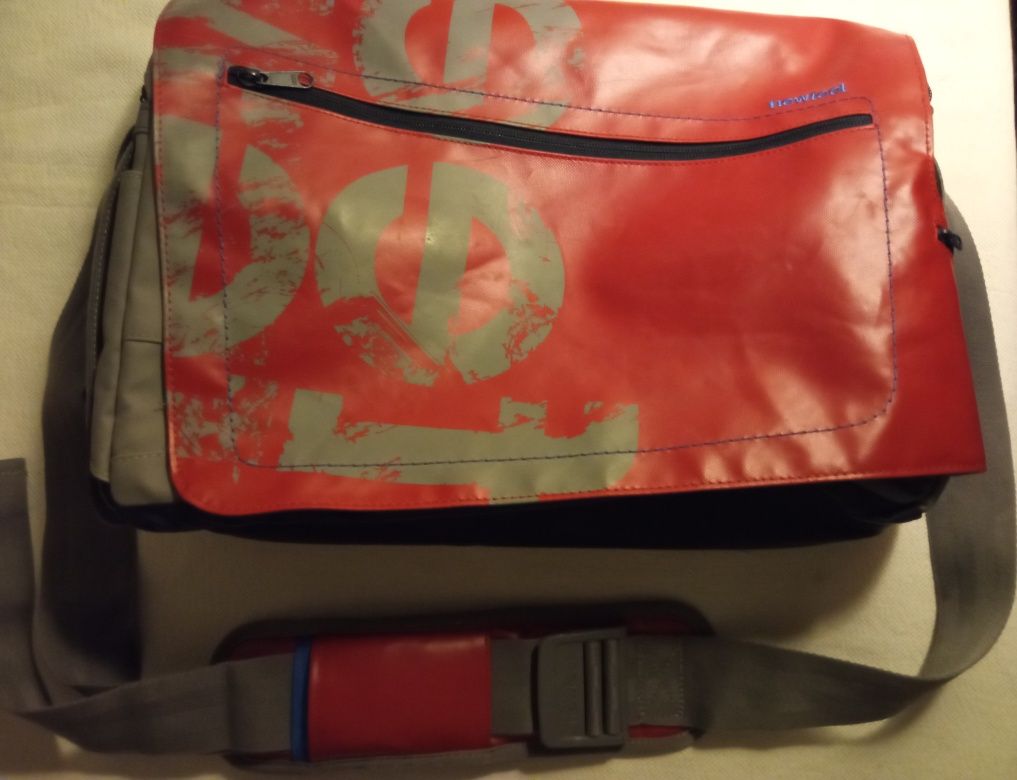 Mala/ mochila escolar com compartimento para PC portátil, Newfeel