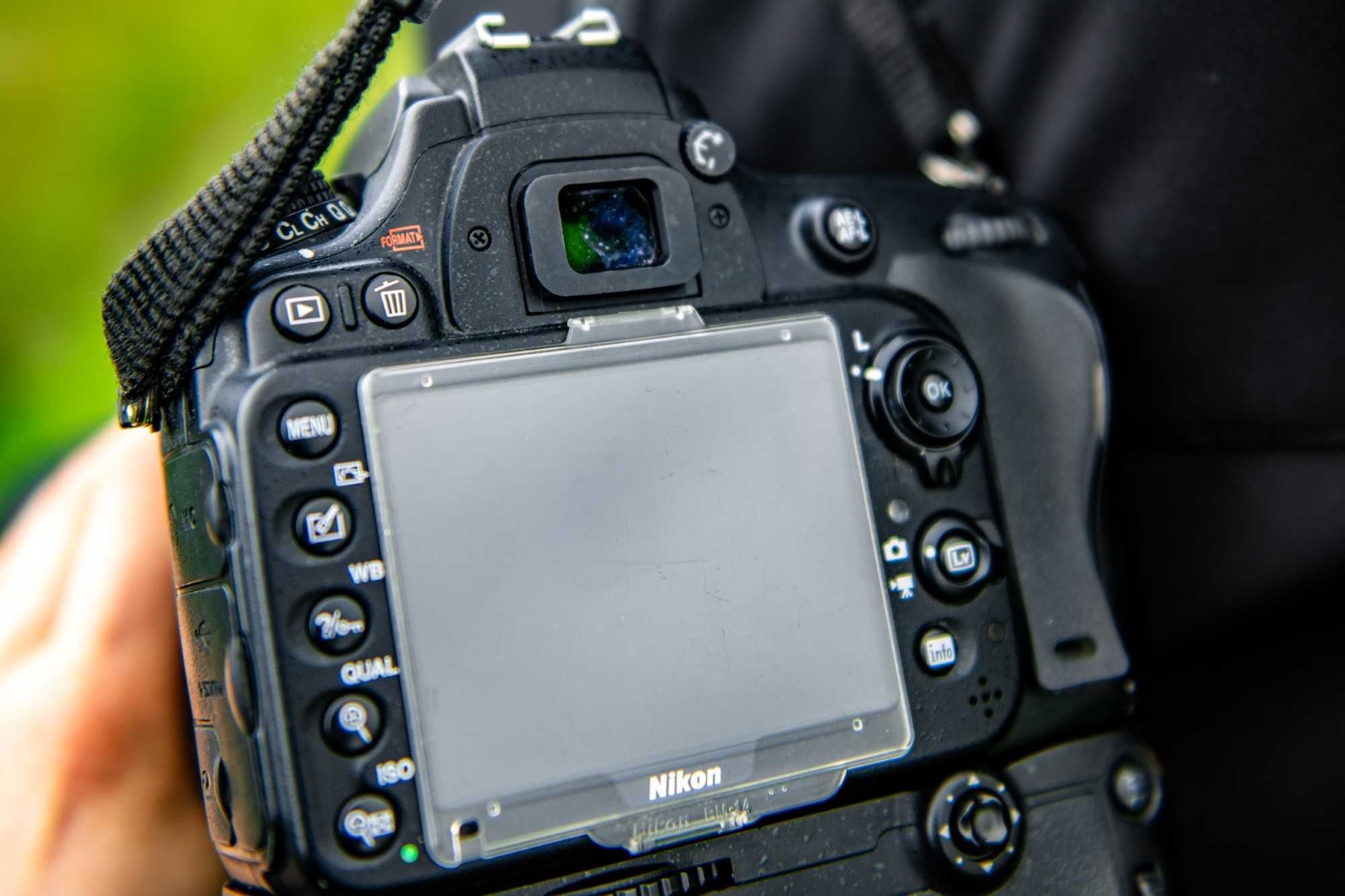 Nikon D610 Grip + Nikkor AF-S 50mm F1.8