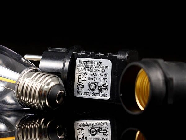 Гірлянда 10 водонепроникних прозорих акрилових ламп 5м (теплий білий)