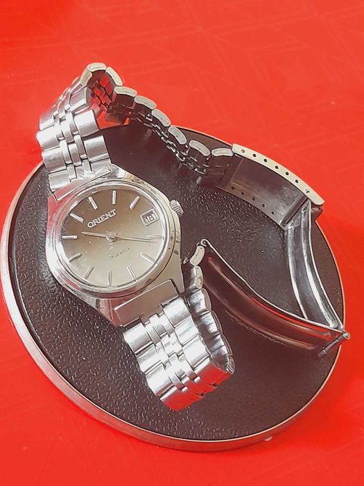 Relógio Vintage ORIENT Corda Manual