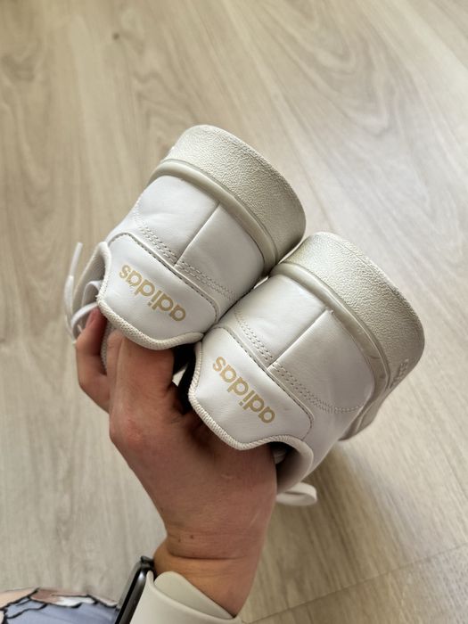 Кросівки adidas 40р, 25 см