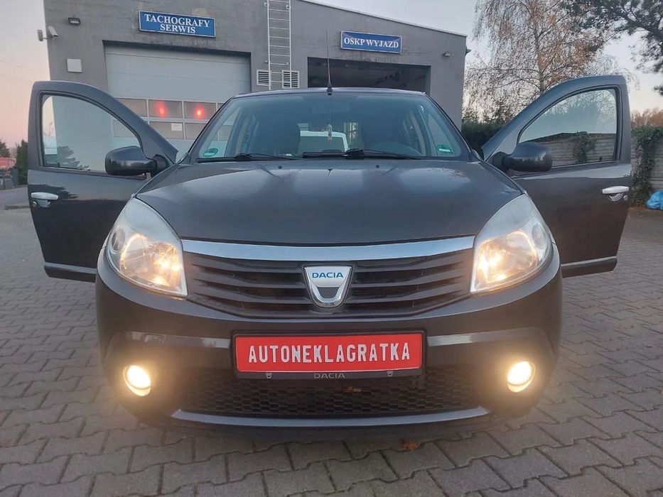 Dacia Sandero 1.6 MPI klimatyzacja  bezwypadkowa REZERWACJA REZERWACJA