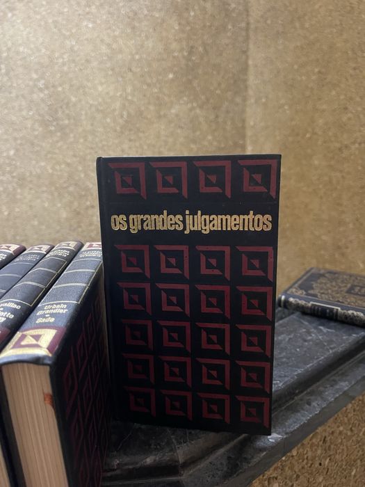 Colecao “Os grandes julgamentos da história”