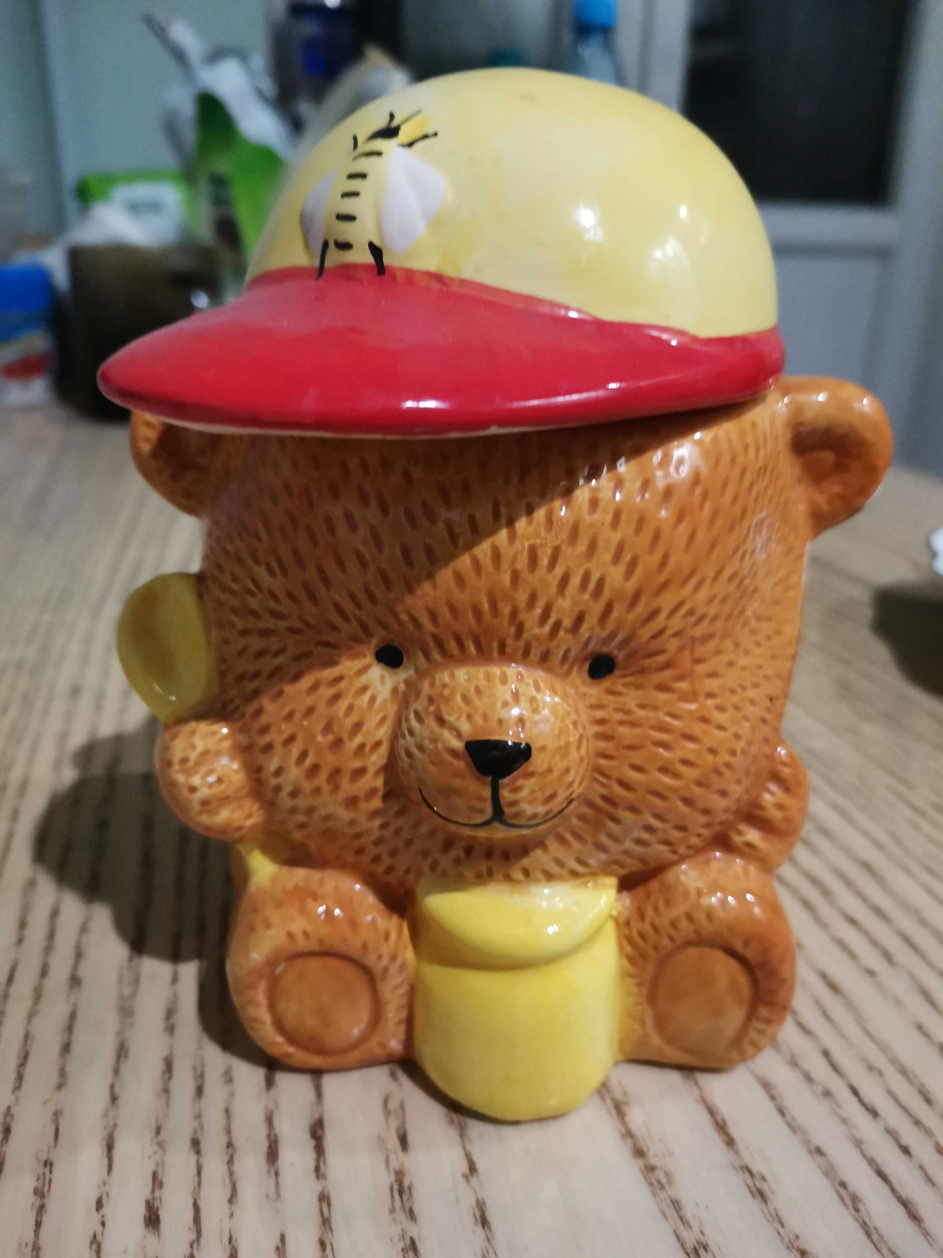 Керамическая банка для мёда медведь