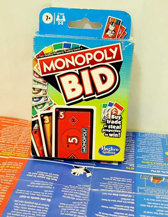Карткова настільна гра Монополія Hasbro 7+ зручно в дорогу Monopoly