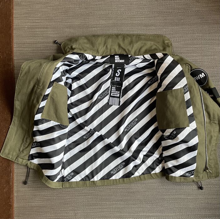 Casaco de Homem estilo militar