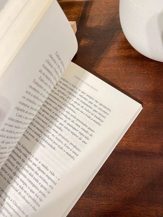 Livro Também Há Finais Felizes- Fernanda Serrano Novo