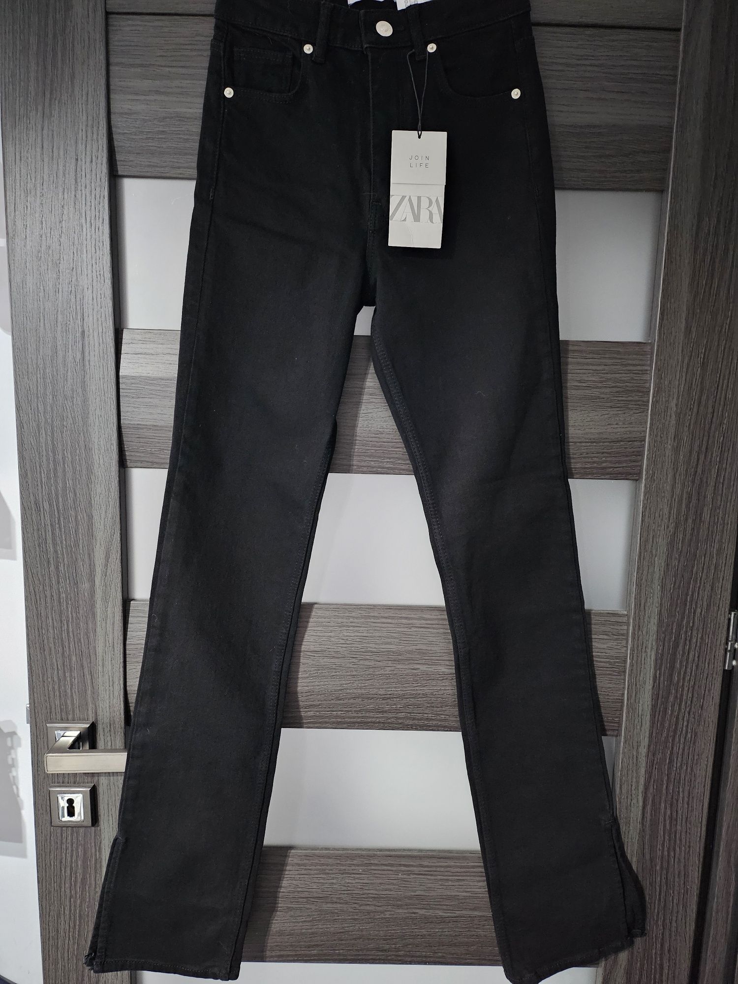 Czarne spodnie z Zara, w rozm. 34