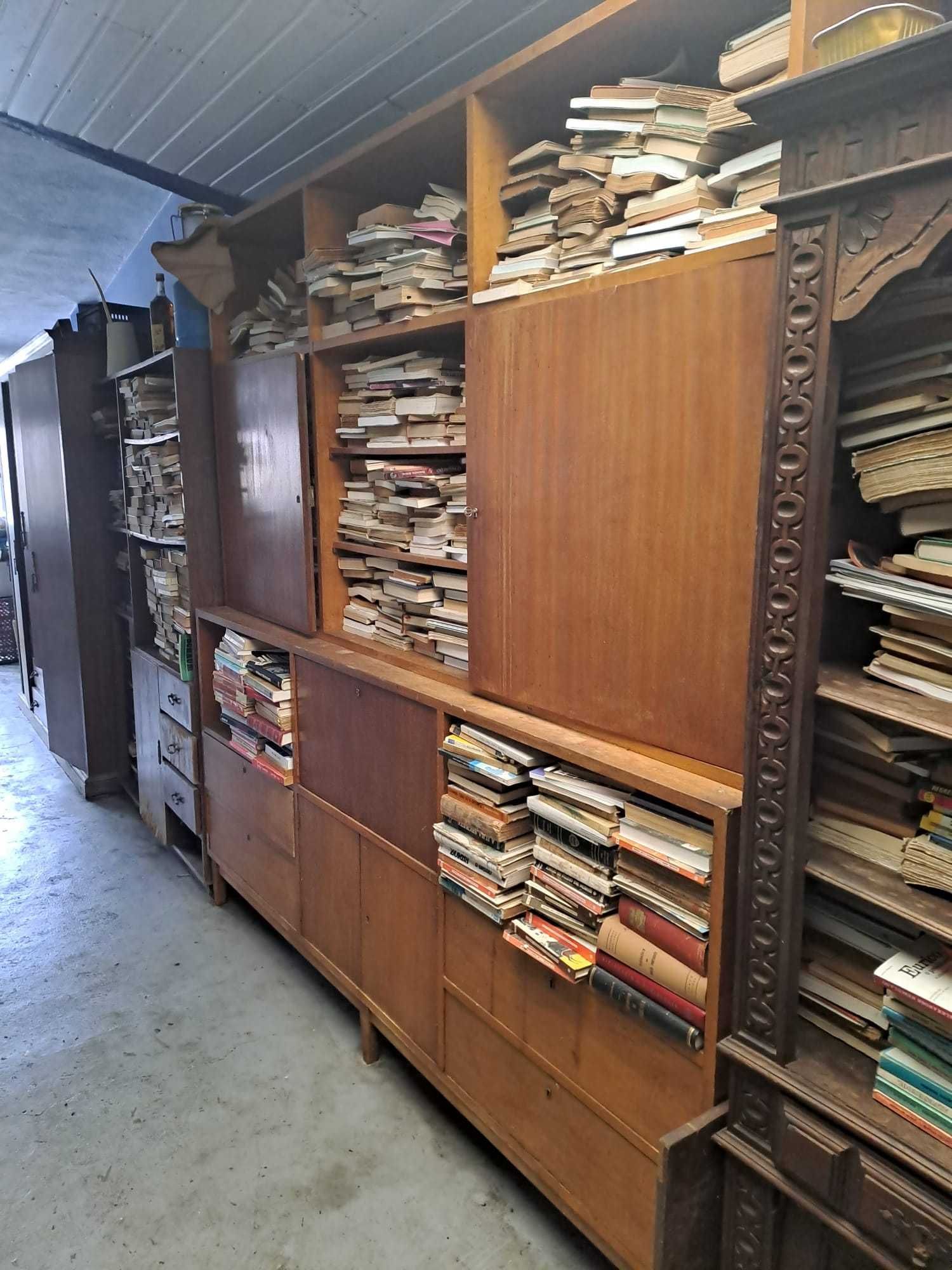 Vendo Livros Usados