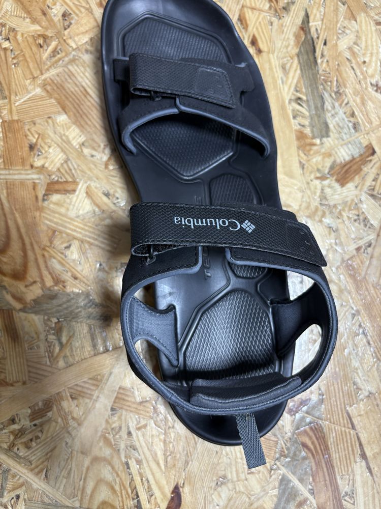 Чоловічі сандалі/босоніжки Columbia Techlite в розмірі 45/46