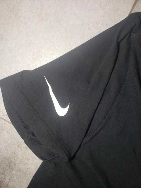 Nike Tshirt Koszulka black basic training drip minimalistic lato