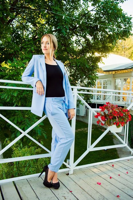 Брючний костюм від Chilia