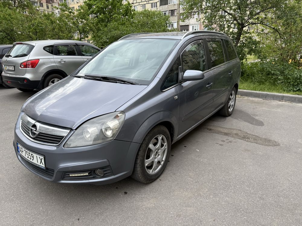 Продам opel zafira 1,9 cdti