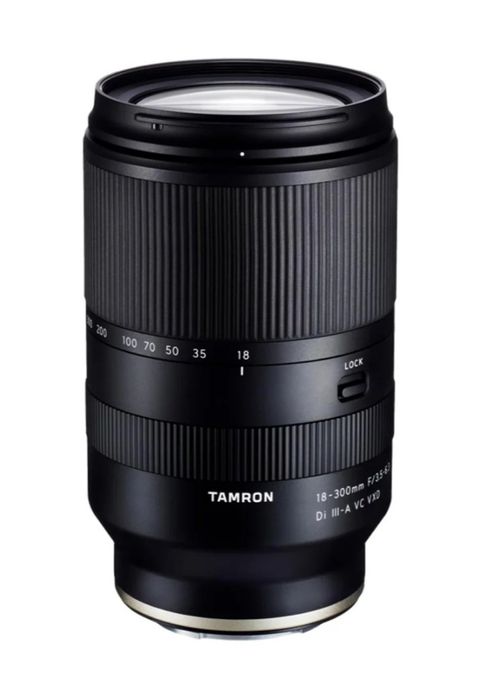 Na Lewara Obiektyw Tamron 18-300mm F/3.5-6.3 Di III-A VC VXD